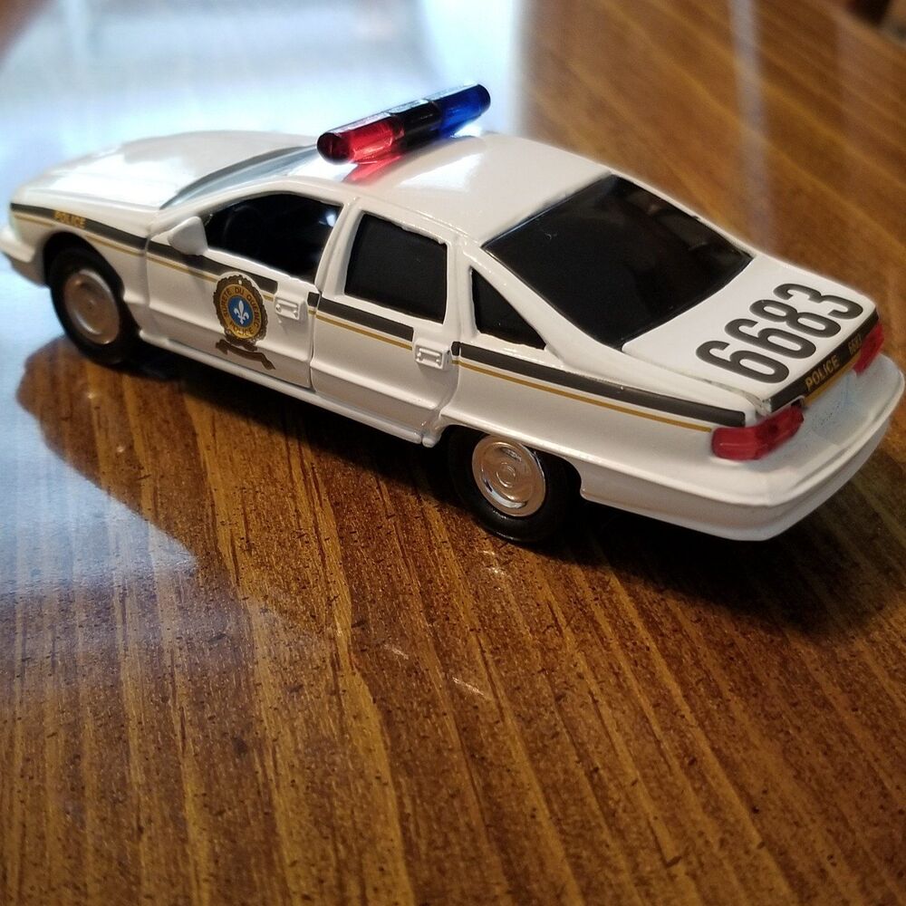 Surete du Quebec Police Road Champs die cast police car 1:43 scale